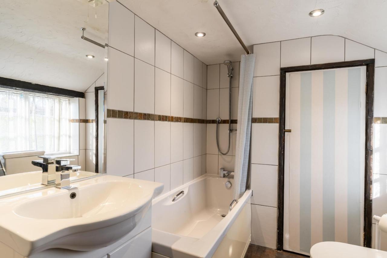 Finest Retreats - The Old Church House Inn Broadhempston Zewnętrze zdjęcie